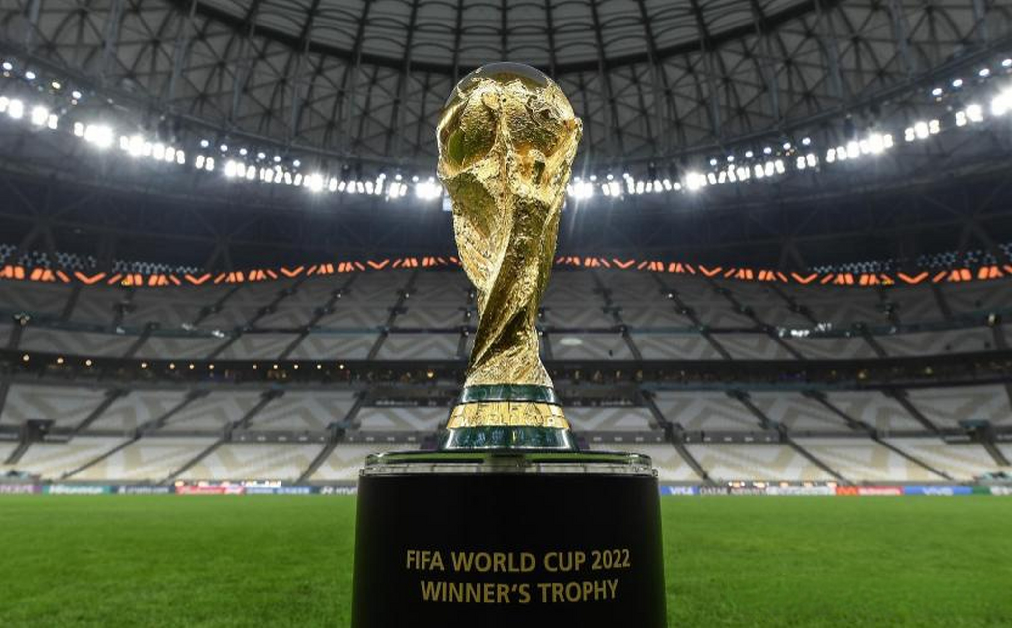 也不乏类似 也不乏类似